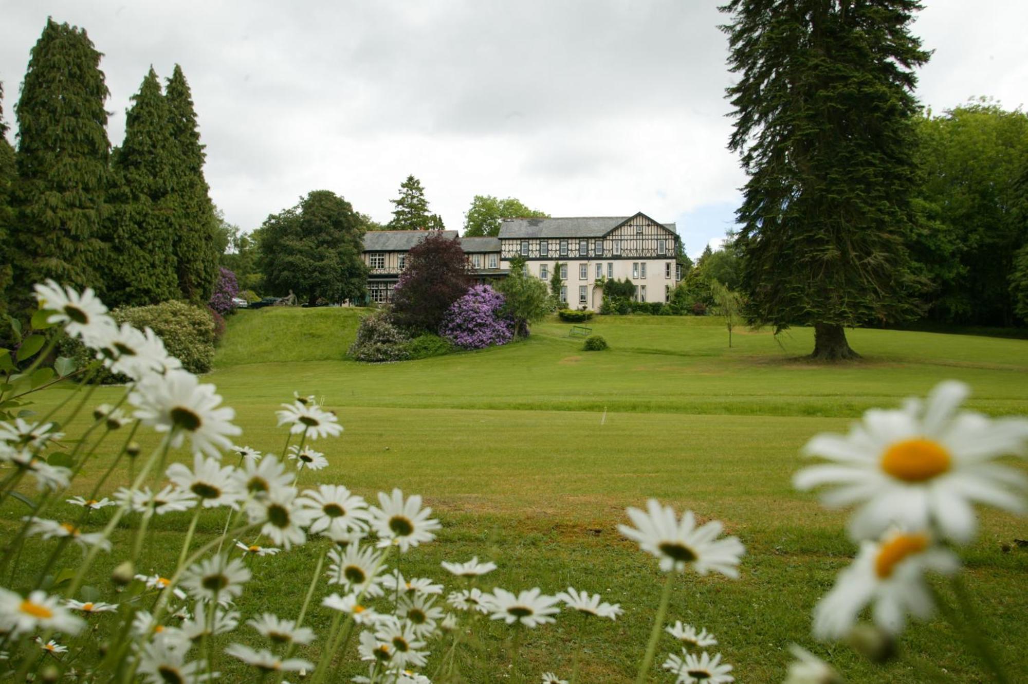 The Lake Country House Hotel & Spa Llangammarch Wells Exterior foto